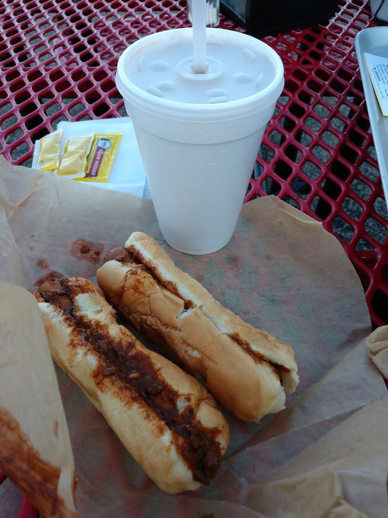 Chili Dogs Worth Talking About