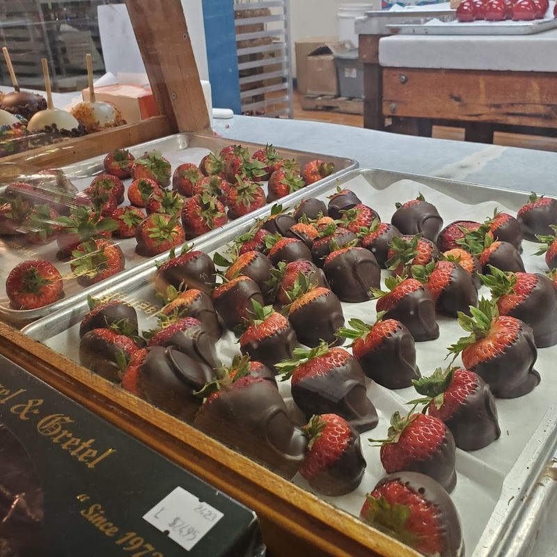 Chocolate-Covered Strawberries and Fresh Fruit Treats