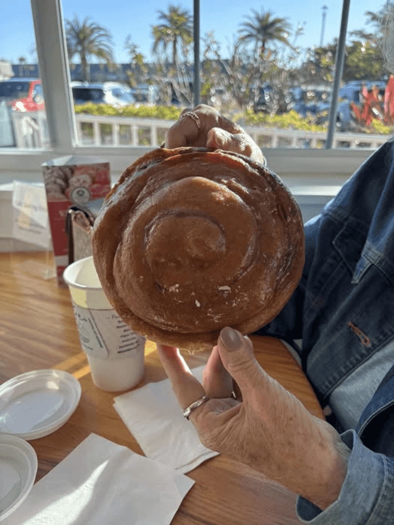 Cinnamon Rolls That Deserve Their Own Fan Club