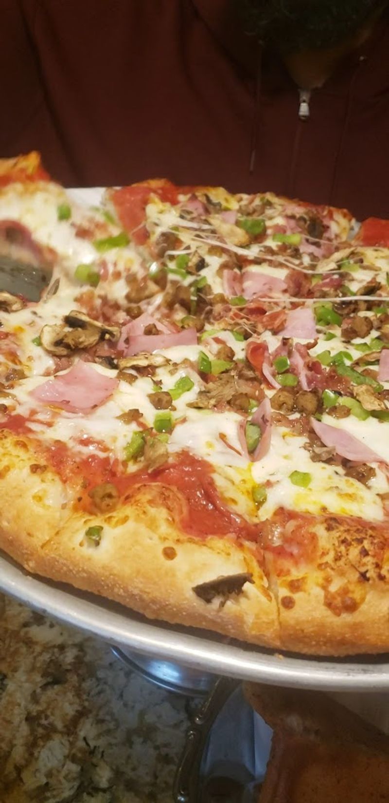 Classic Calzones and Pizzas Worth the Drive
