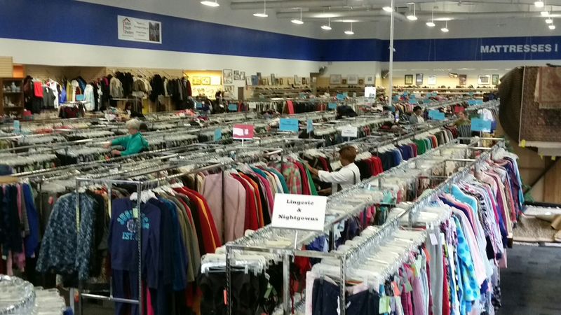 Clean, Well-Maintained Store Environment