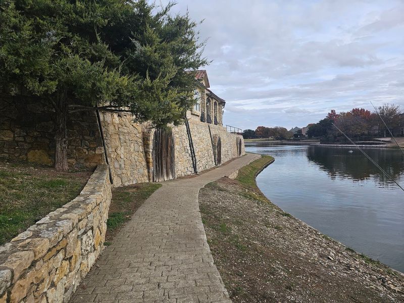 Cobblestone Streets Made for Slow, Scenic Strolls