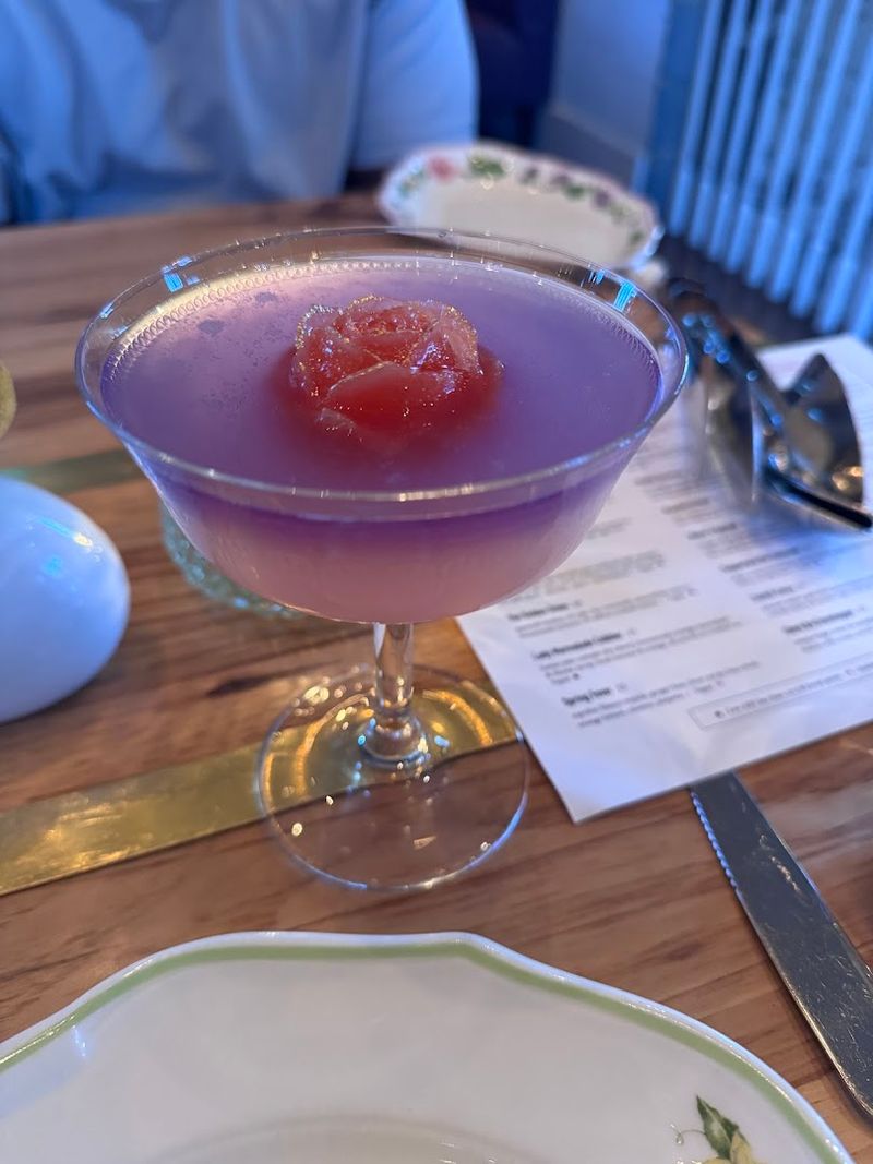 Cocktails So Creative They Deserve Their Own Review Cocktails So Creative They Deserve Their Own Review