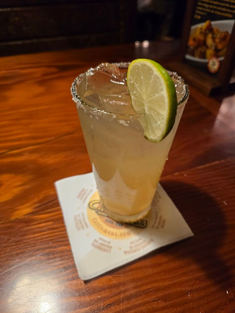 Cocktails and Happy Hour Highlights