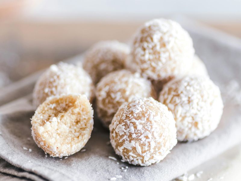 Coconut balls