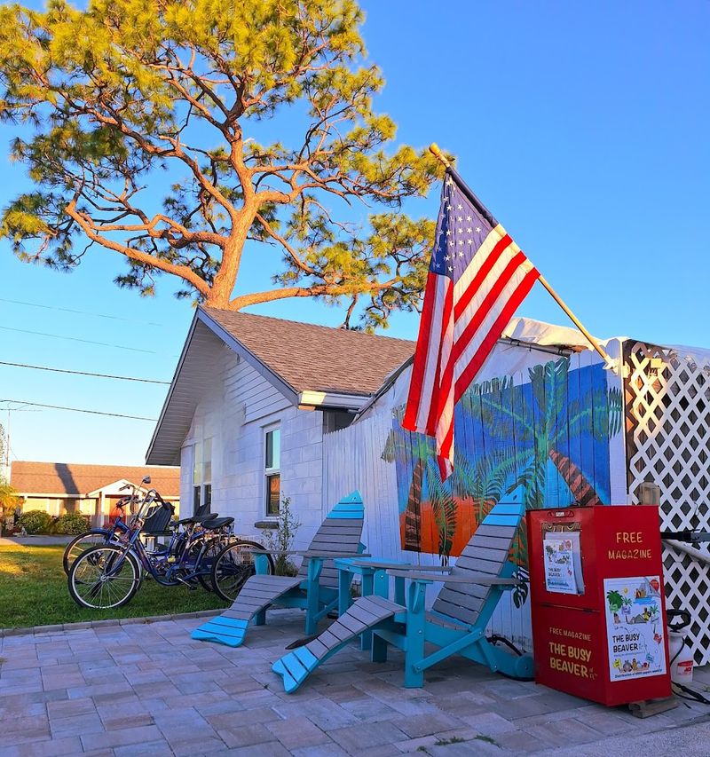 Coffee Shops and Ice Cream Stands Worth Lingering Over