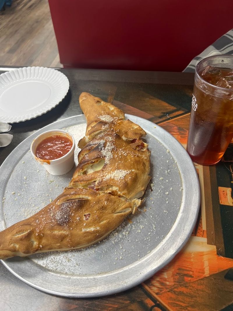 Cold Beer and a Buzzing, Lively Dining Scene