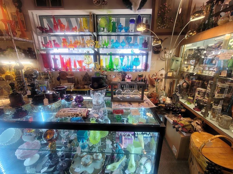 Collectible Glassware and Rare Housewares