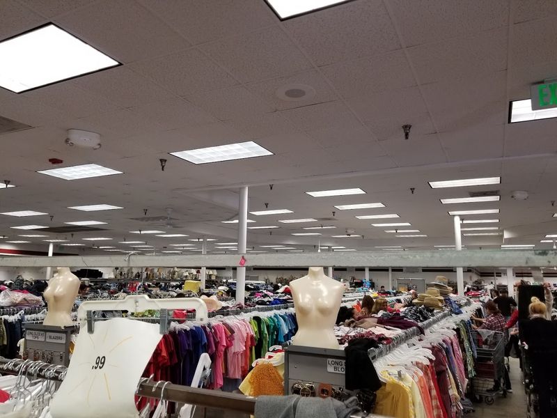 Color-Tag Sales That Can Score You Massive Savings