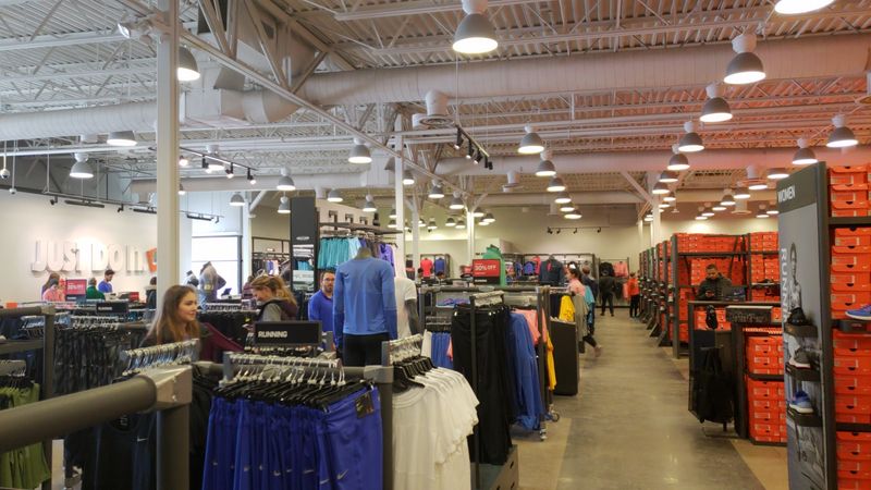 Colorado Welcome Center: Free Tips and Trail Info Inside the Mall