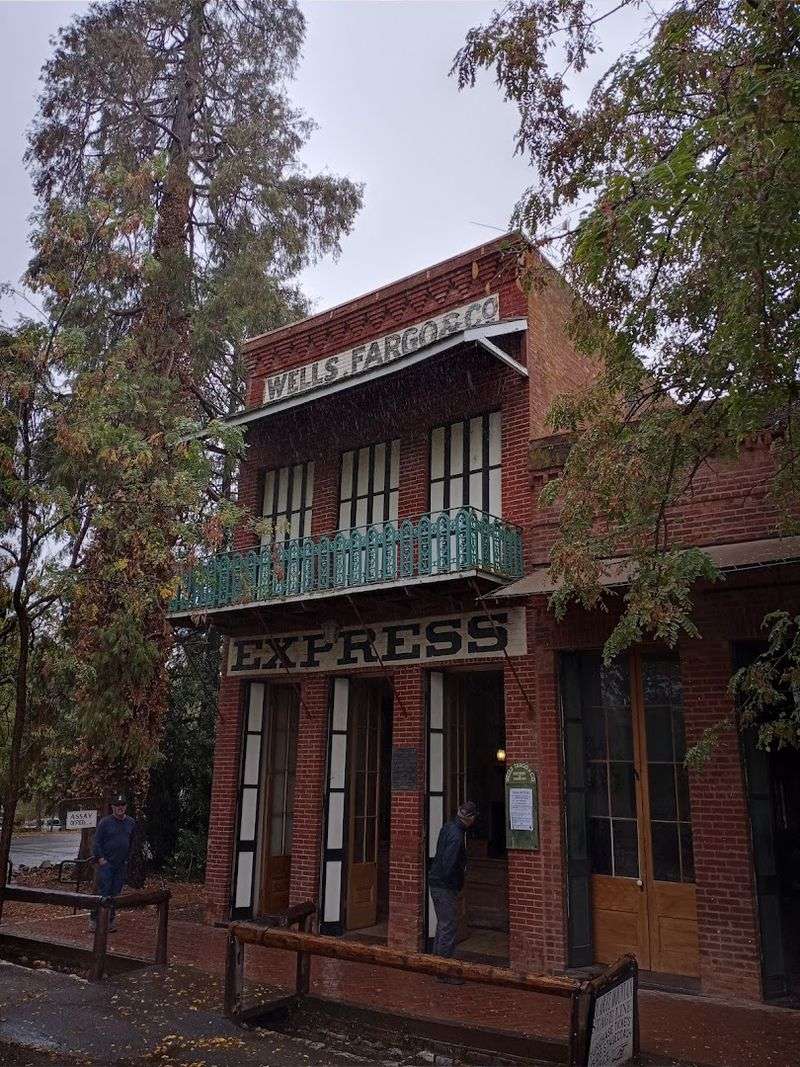 Columbia - California Columbia - California