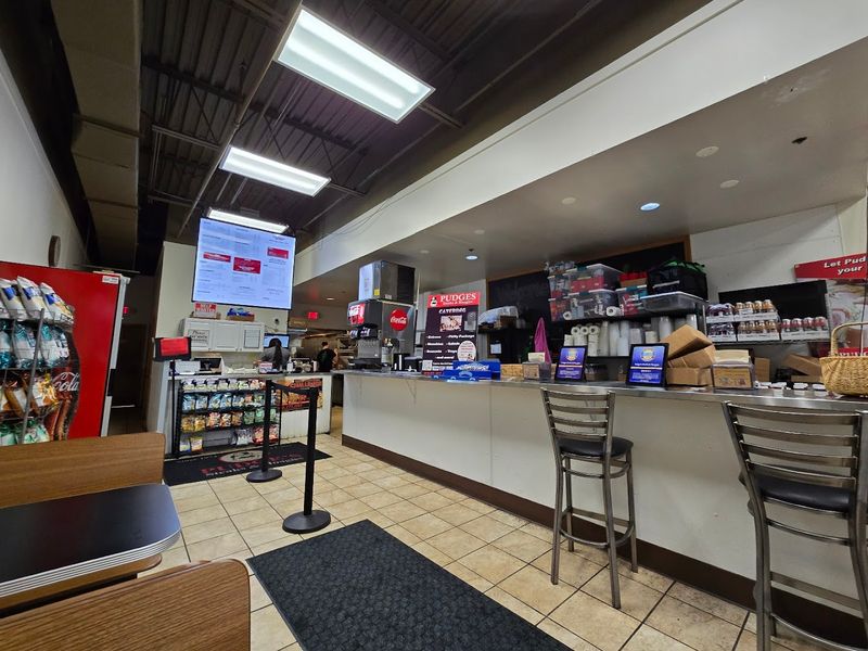 Convenient Hours and Easy Online Ordering Convenient Hours and Easy Online Ordering