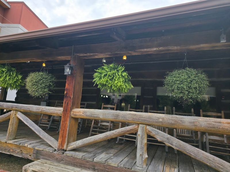 Convenient Location Near Gatlinburg's Best Attractions Convenient Location Near Gatlinburg's Best Attractions