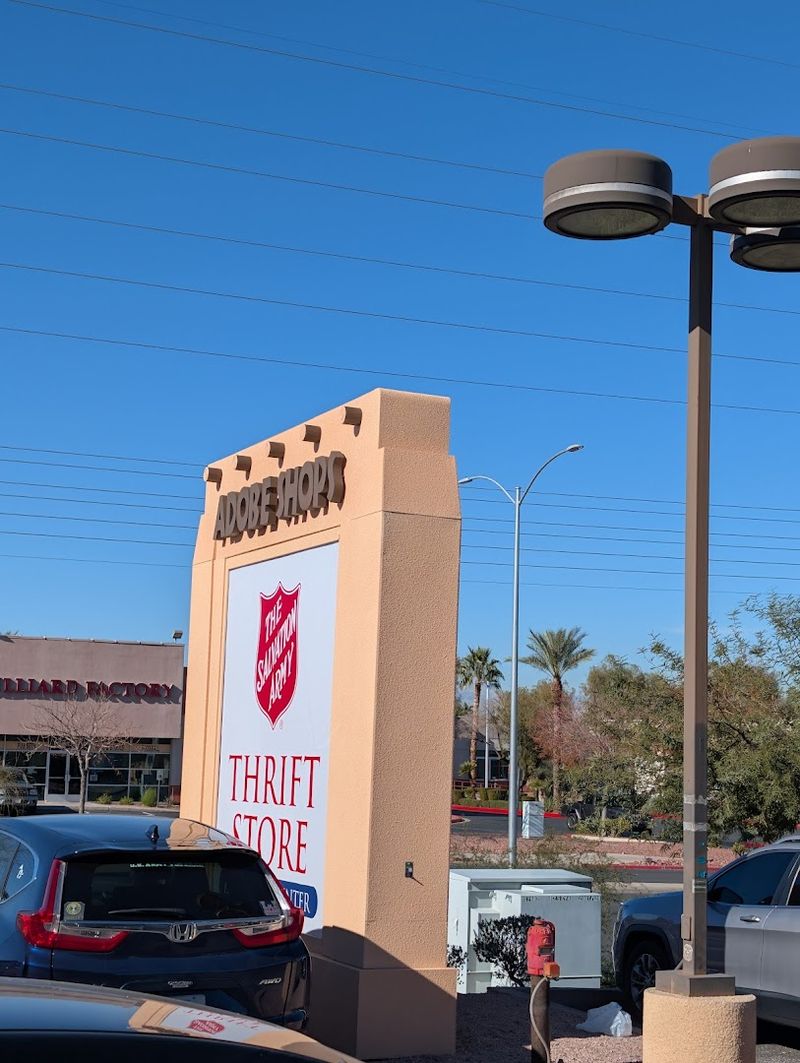 Convenient Location Near the Flamingo DMV in Henderson
