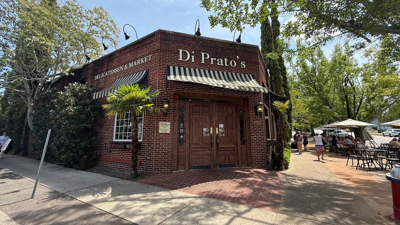 Convenient Location Near the University of South Carolina