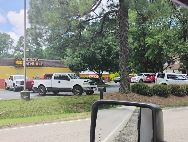 Convenient Location Right Off Interstate 64