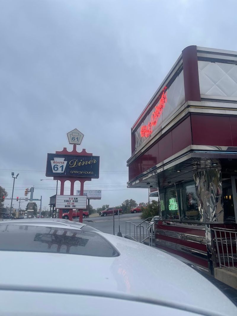 Convenient Location and Parking on Route 61 Convenient Location and Parking on Route 61