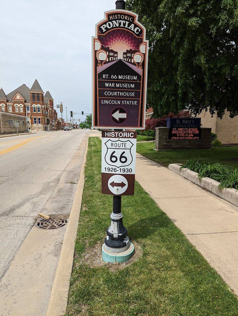 Convenient Location in Central Illinois Convenient Location in Central Illinois