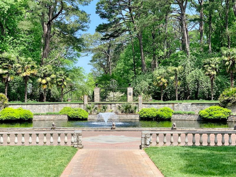 Conveniently Located Right Next to Norfolk International Airport