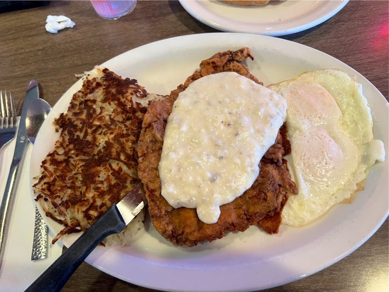 Country Fried Steak That Hits All the Right Notes Country Fried Steak That Hits All the Right Notes
