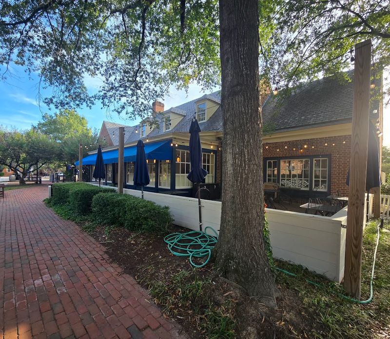 Cozy Atmosphere That Feels Like a True Virginia Tavern