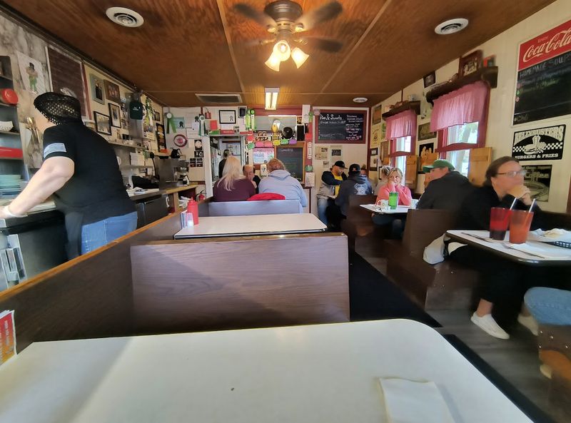 Cozy Atmosphere With Only a Handful of Tables