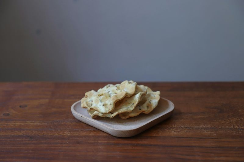 Crackers Crackers