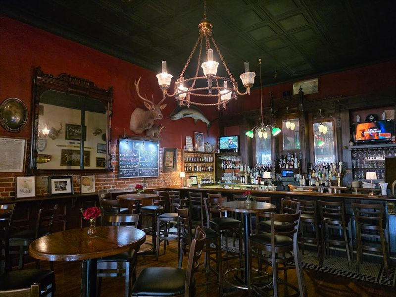 Craft Beers and Creative Cocktails at the Taproom