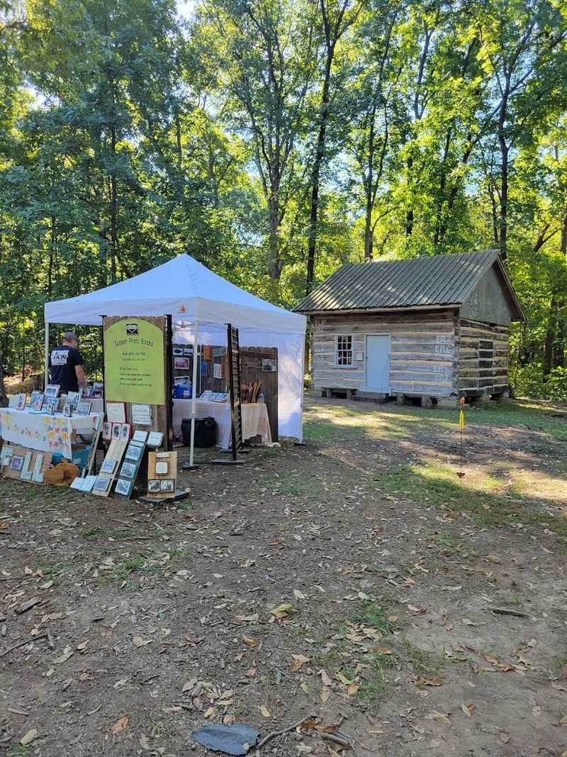 Craft Vendors and Unique Shopping