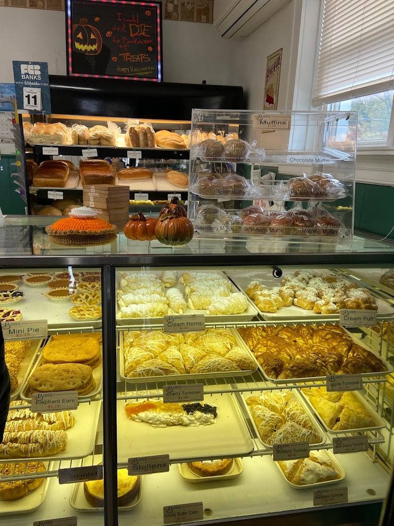 Cream Puffs Made Fresh Right Before Your Eyes