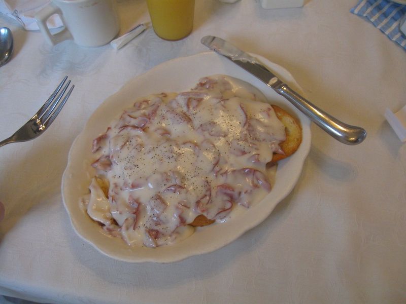 Cream chipped beef on toast