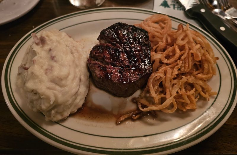 Creamed Spinach and Other Classic Sides Worth Ordering Creamed Spinach and Other Classic Sides Worth Ordering