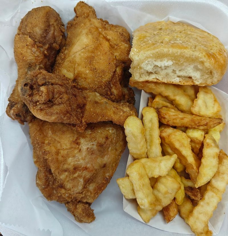 Crispy, Juicy Fried Chicken Done the Memphis Way