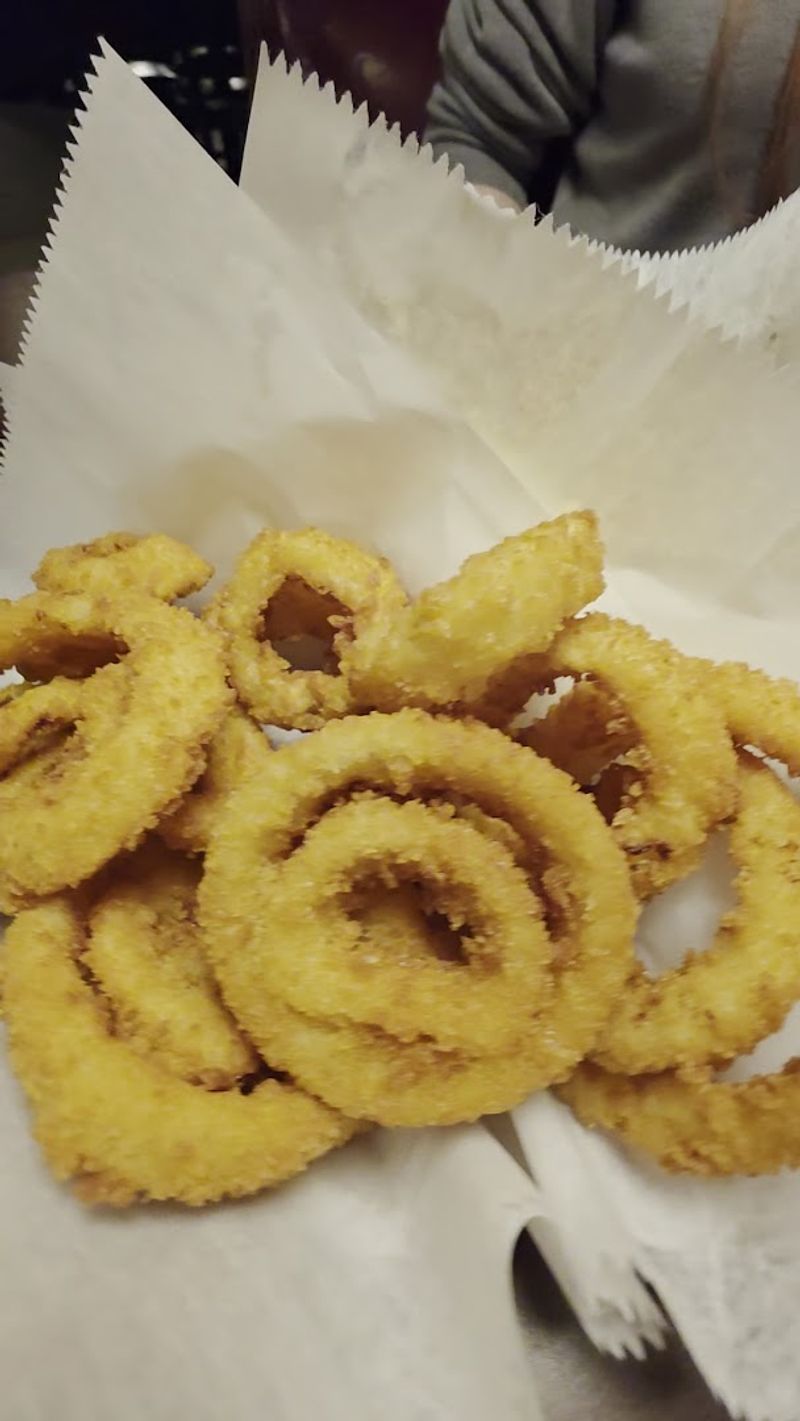Crispy Onion Rings Worth the Trip Alone