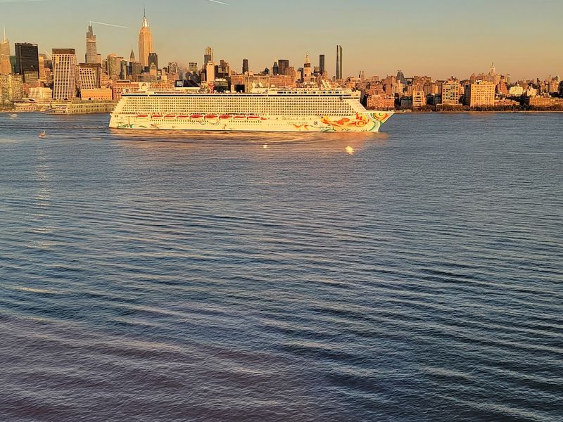 Cruising Into New York Harbor Like an Explorer