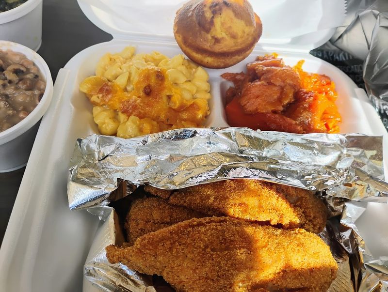 Daddy's Soul Food & Grille - Milwaukee, Wisconsin