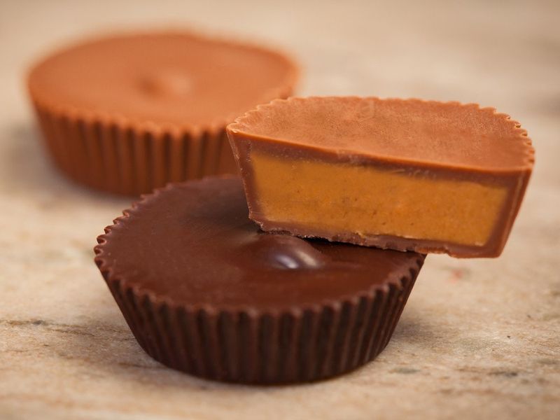 Dark Chocolate Peanut Butter Cups That Outshine the Competition Dark Chocolate Peanut Butter Cups That Outshine the Competition