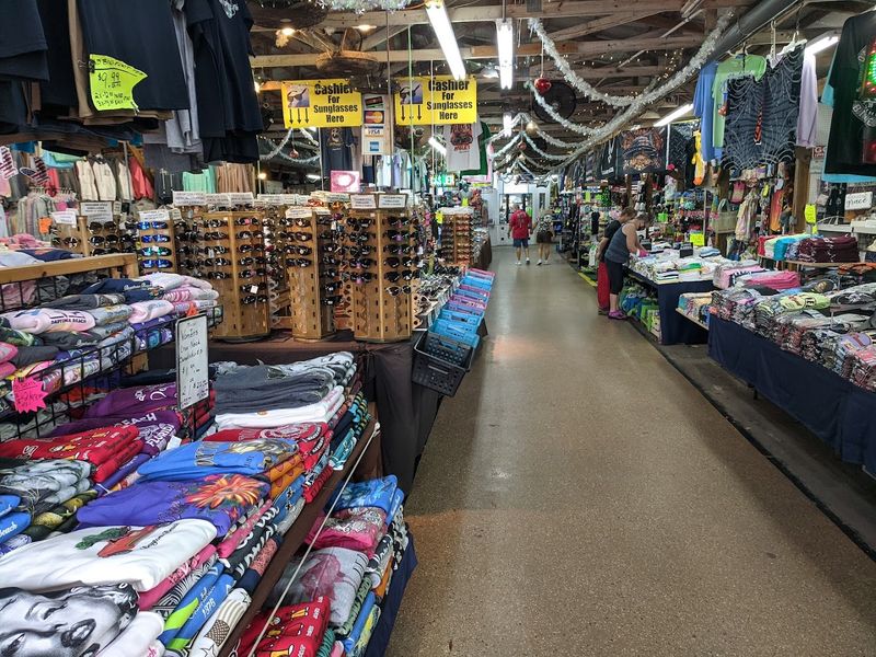 Daytona Flea & Farmers Market - Daytona Beach, Florida