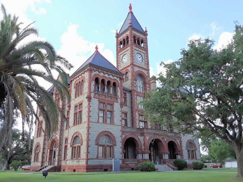 DeWitt County Courthouse: A Landmark Worth Every Glance