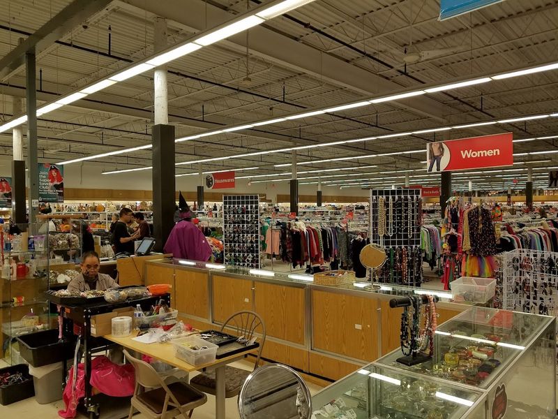 Designer Finds at Prices That Will Make You Do a Double-Take