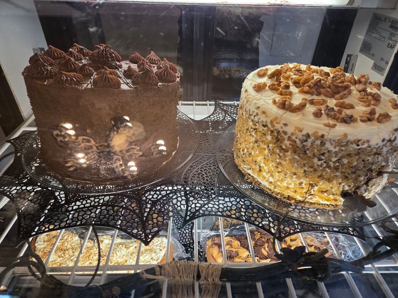 Desserts So Big You Need to Plan Ahead Desserts So Big You Need to Plan Ahead