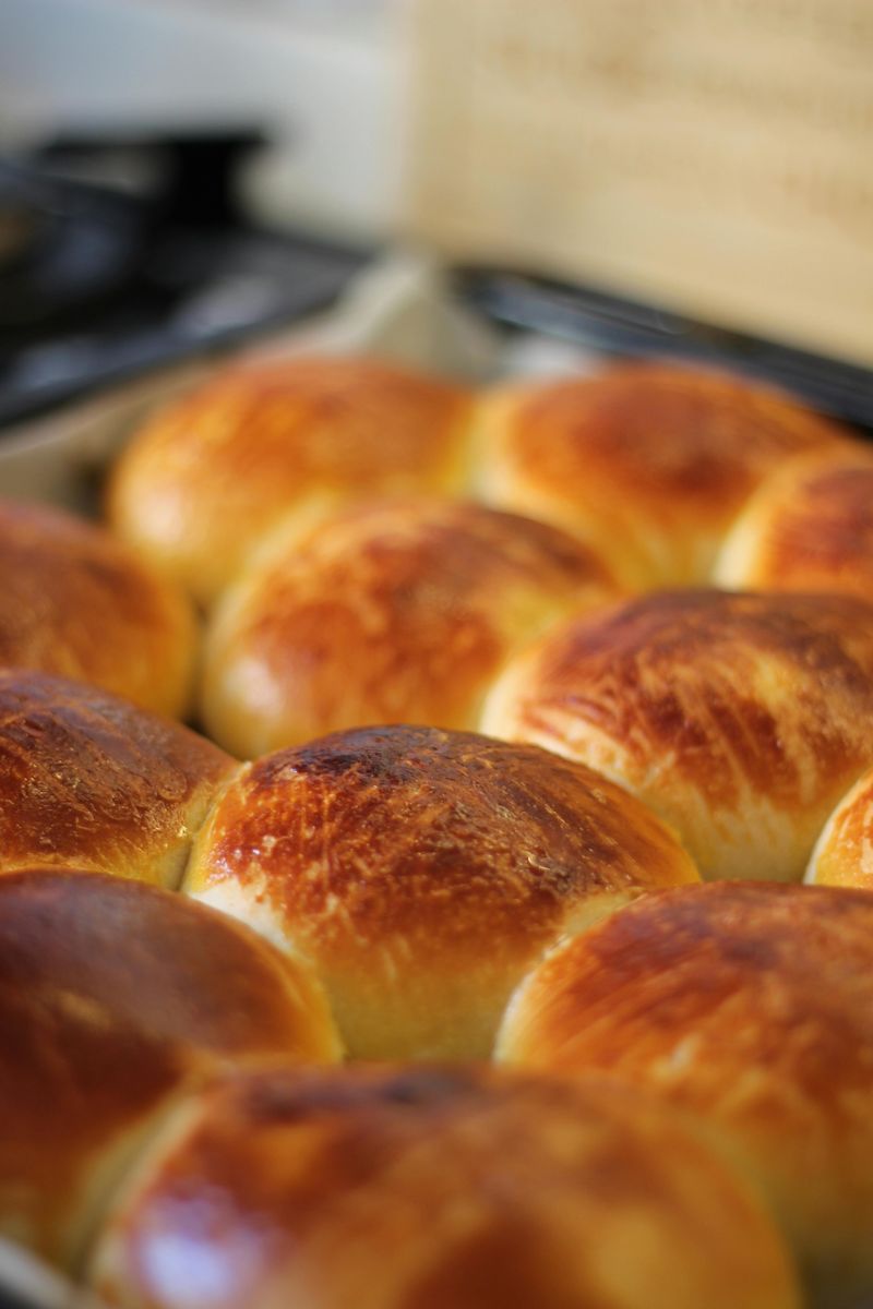 Dinner rolls