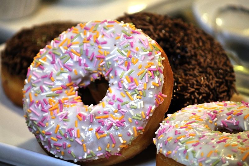 Donuts Donuts