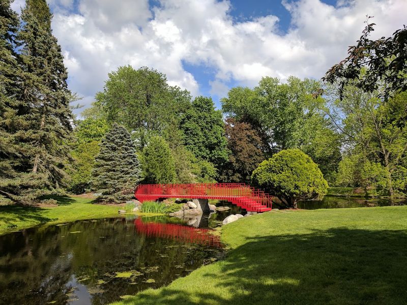 Dow Gardens: A 110-Acre Outdoor Wonderland