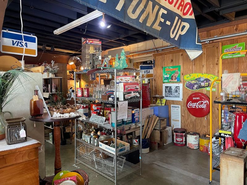Dozens of Individually Owned Vendor Booths