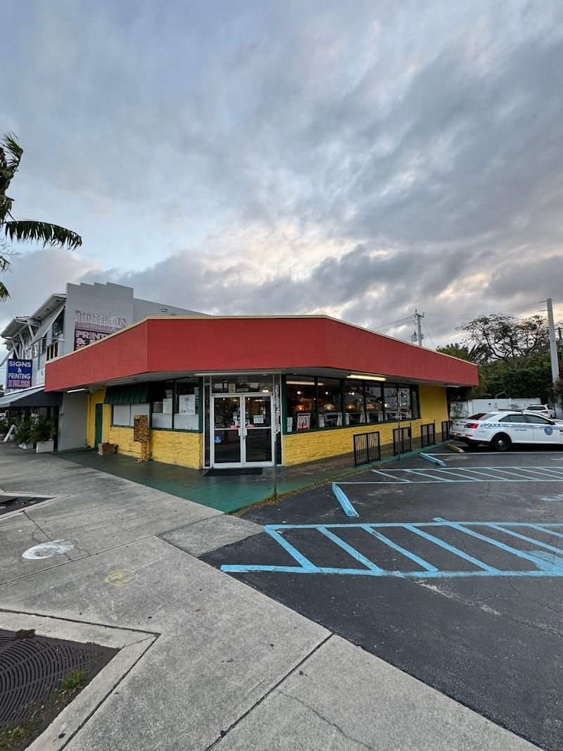 Easy Parking and Convenient Location