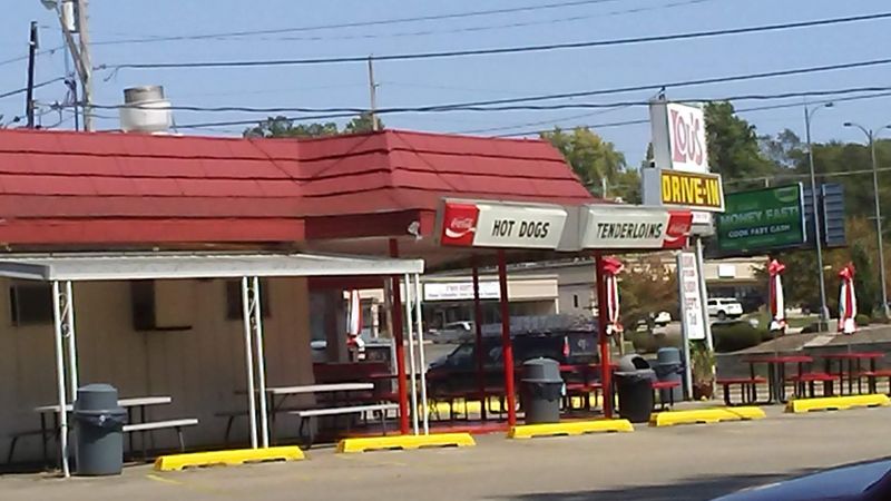 Easy to Find and Easy to Love on Knoxville Avenue