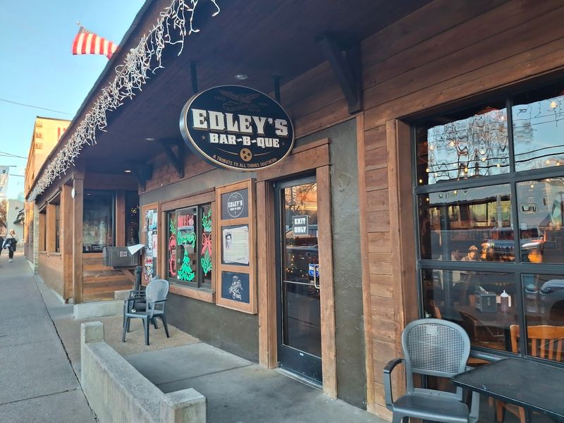 Edley's Bar-B-Que - Nashville, Tennessee Edley's Bar-B-Que - Nashville, Tennessee