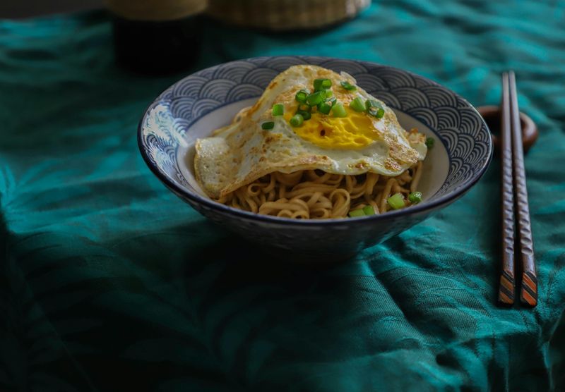 Egg noodles with butter