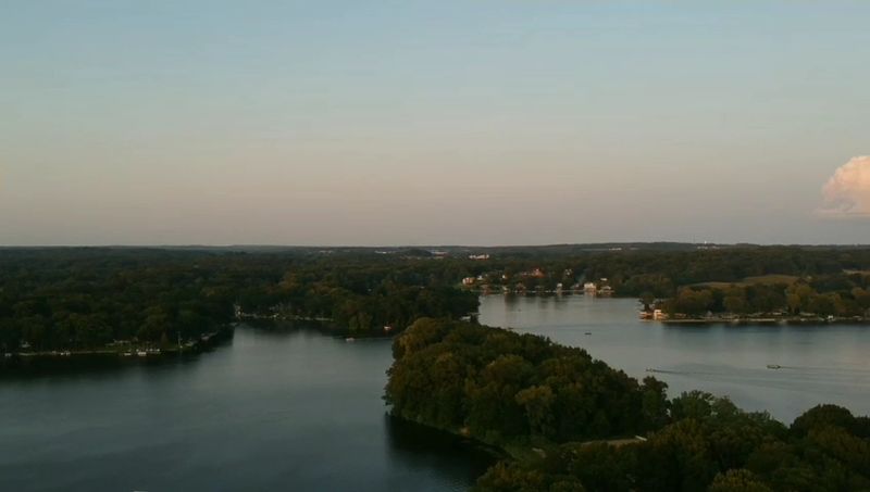 Eight Interconnected Lakes That Feel Like a Private Waterworld Eight Interconnected Lakes That Feel Like a Private Waterworld